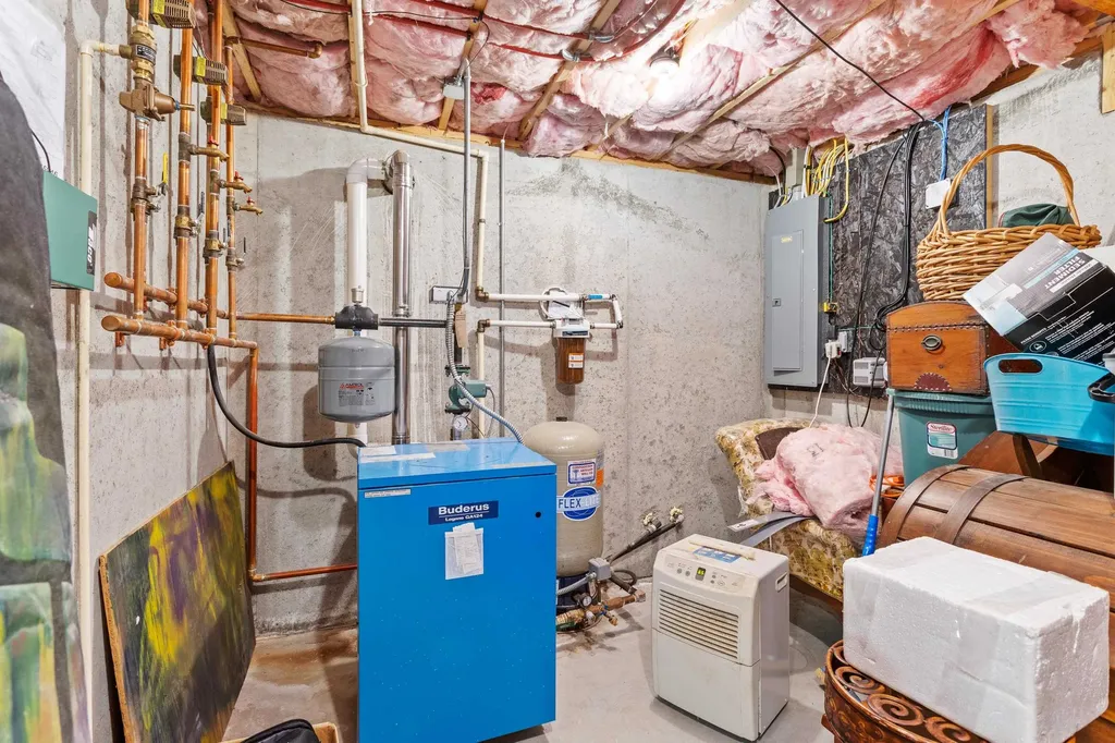 10 Pacific Drive Dover NH 03820