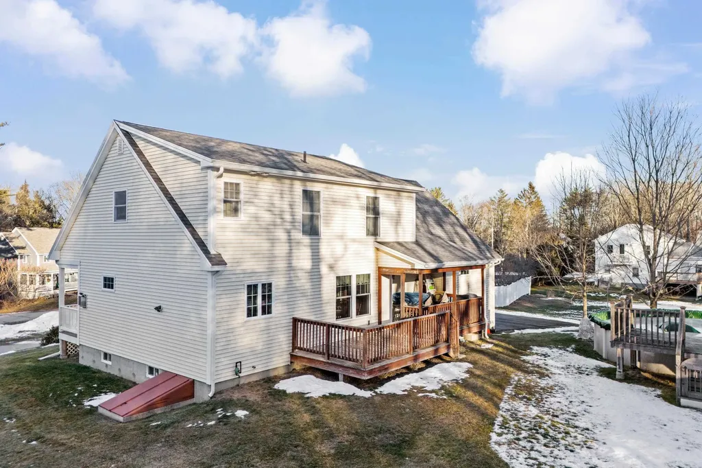 10 Pacific Drive Dover NH 03820