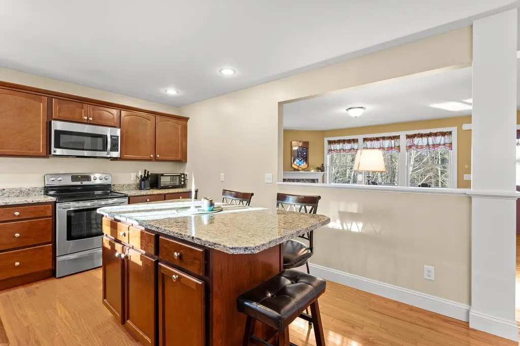 10 Pacific Drive Dover NH 03820