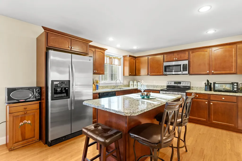 10 Pacific Drive Dover NH 03820