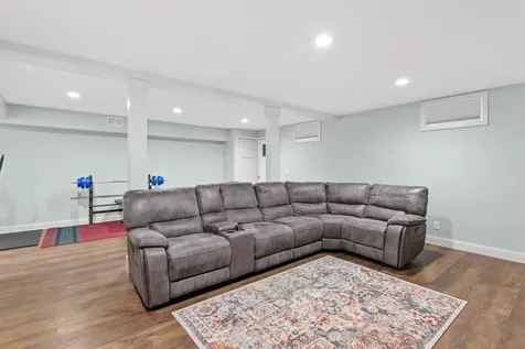 10 Pacific Drive Dover NH 03820