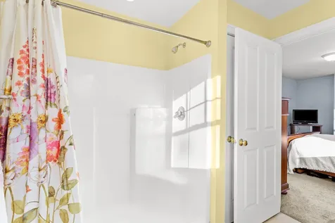 10 Pacific Drive Dover NH 03820