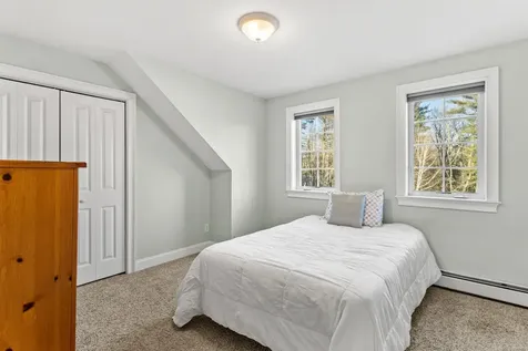 10 Pacific Drive Dover NH 03820