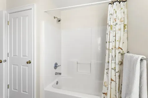 10 Pacific Drive Dover NH 03820