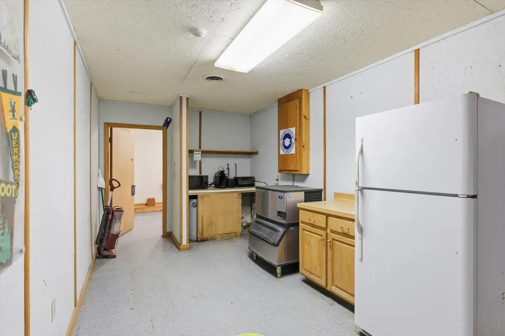 58 S Main Street Charlestown NH 03603