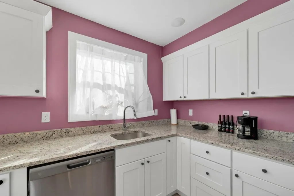 5 Miami Way Rochester NH 03867