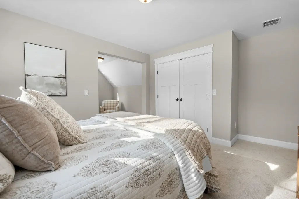 447 Silver Lake Road Hollis NH 03049