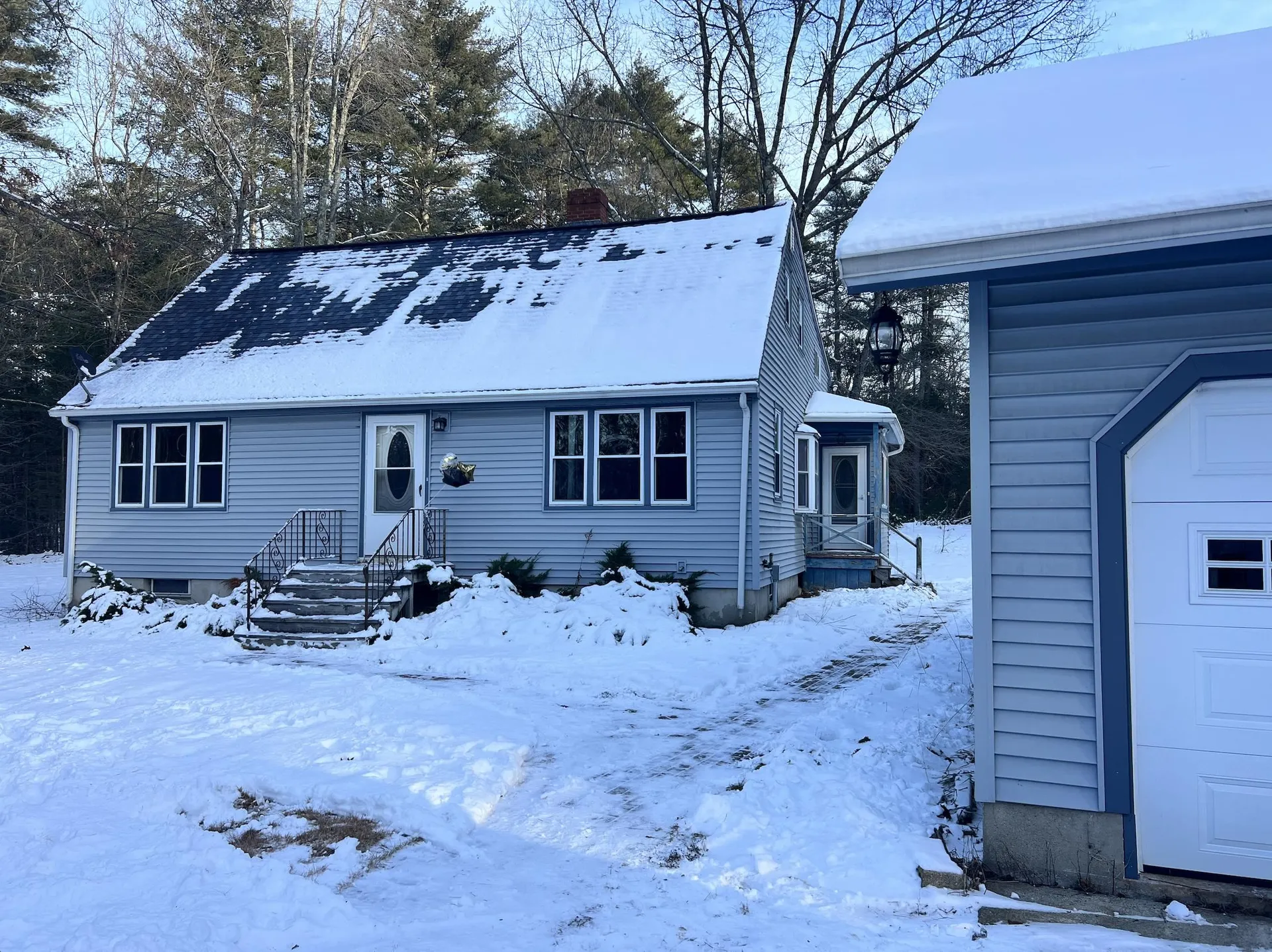 160 S Main Street Newton NH 03858