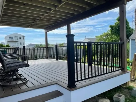 20 Gill Street Hampton NH 03842-4245