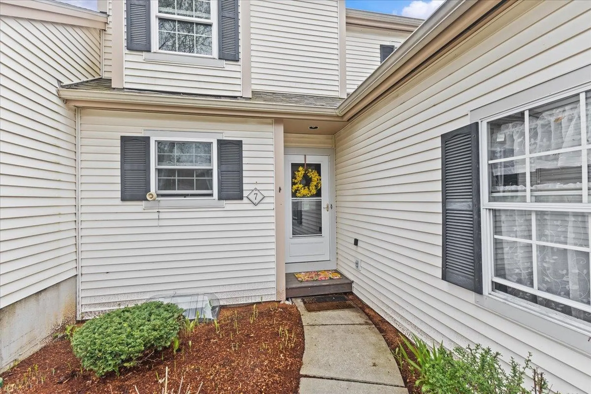 7 Cardinal Lane Essex VT 05452