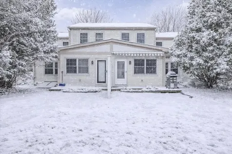 7 Cardinal Lane Essex VT 05452