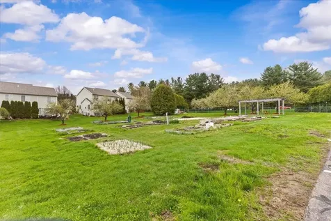 7 Cardinal Lane Essex VT 05452