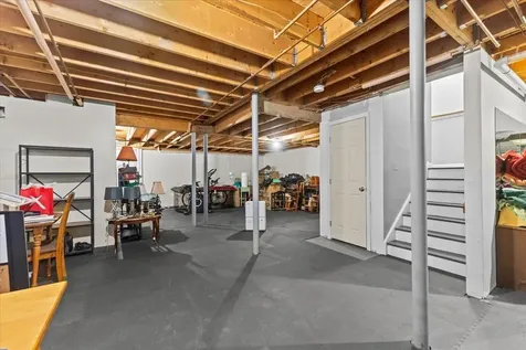 7 Cardinal Lane Essex VT 05452