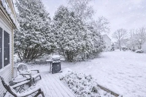 7 Cardinal Lane Essex VT 05452