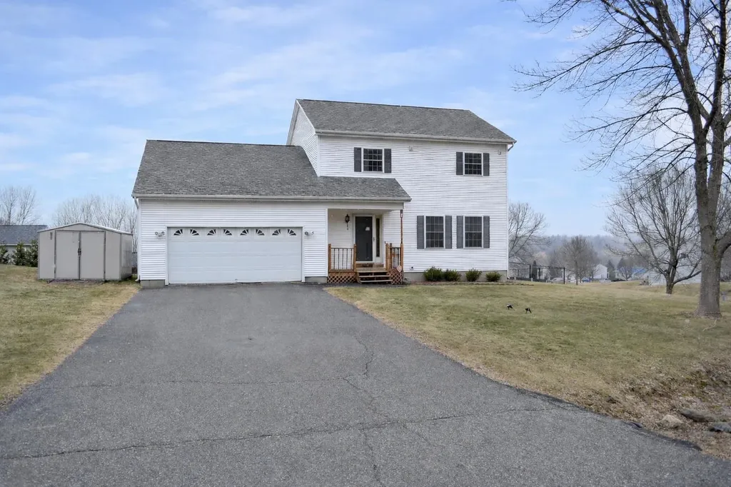 11 Steeplechase Lane Milton VT 05468