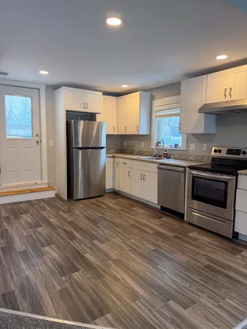 24 Hill Street Dover NH 03820