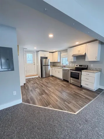 24 Hill Street Dover NH 03820