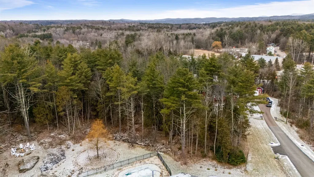 33 Seymour Road Colchester VT 05446