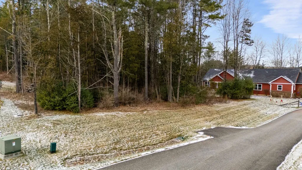 33 Seymour Road Colchester VT 05446