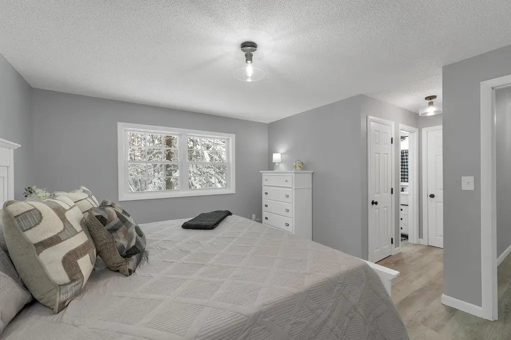 166 Bog Road Campton NH 03223