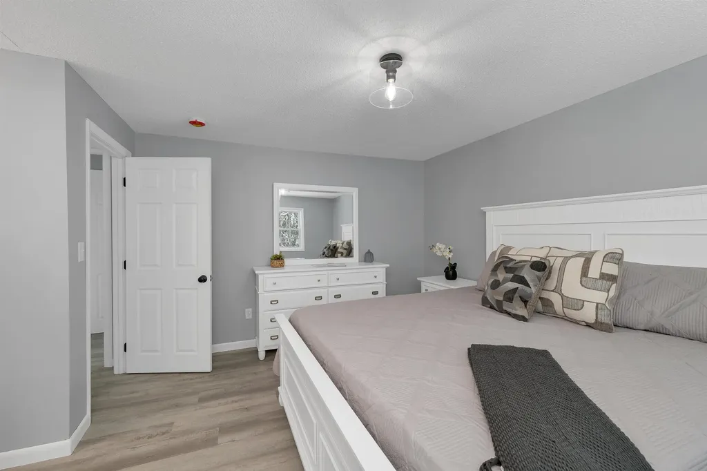 166 Bog Road Campton NH 03223