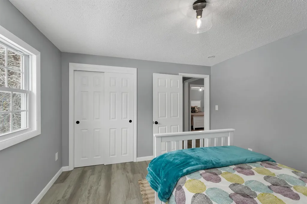 166 Bog Road Campton NH 03223