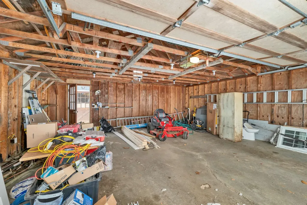 166 Bog Road Campton NH 03223