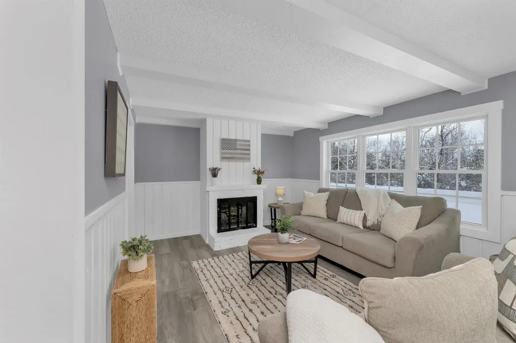 166 Bog Road Campton NH 03223