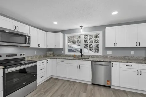 166 Bog Road Campton NH 03223