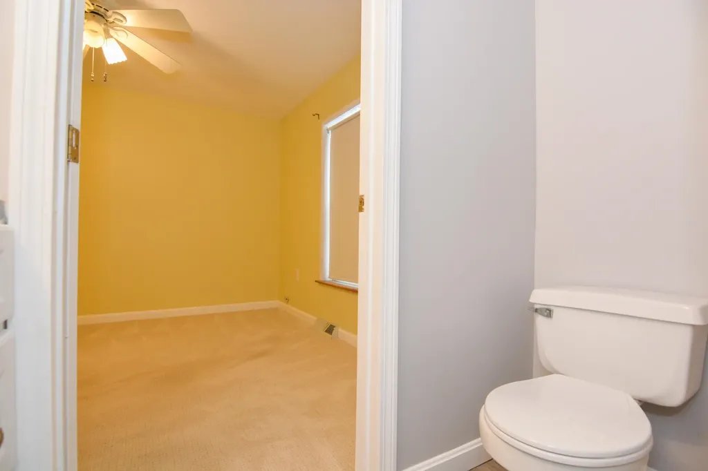 47 Campbell Street Salem NH 03079