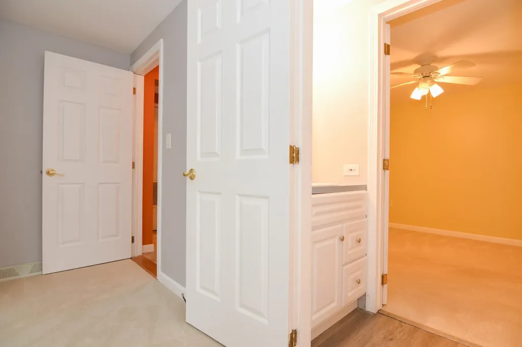 47 Campbell Street Salem NH 03079