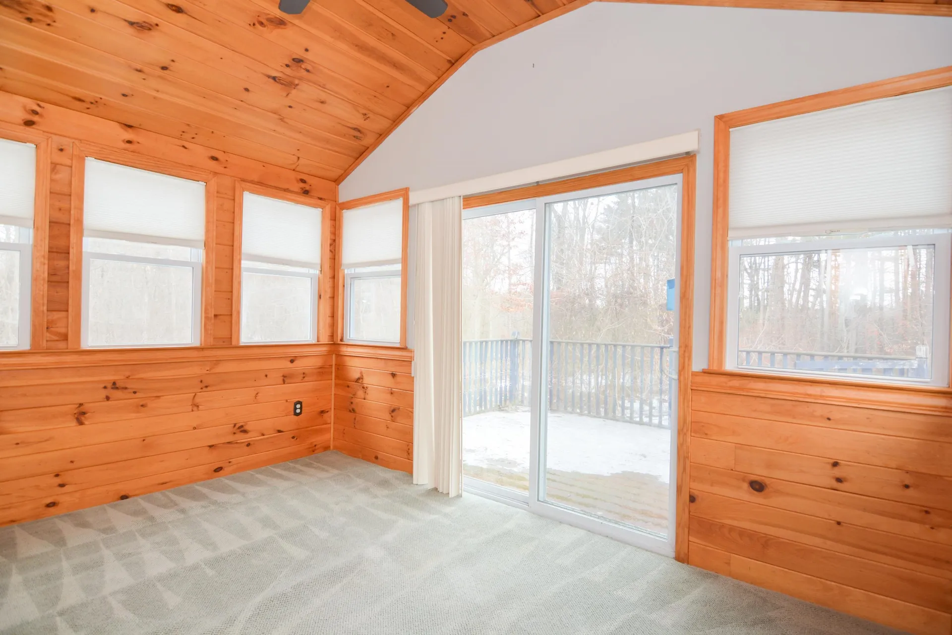 47 Campbell Street Salem NH 03079