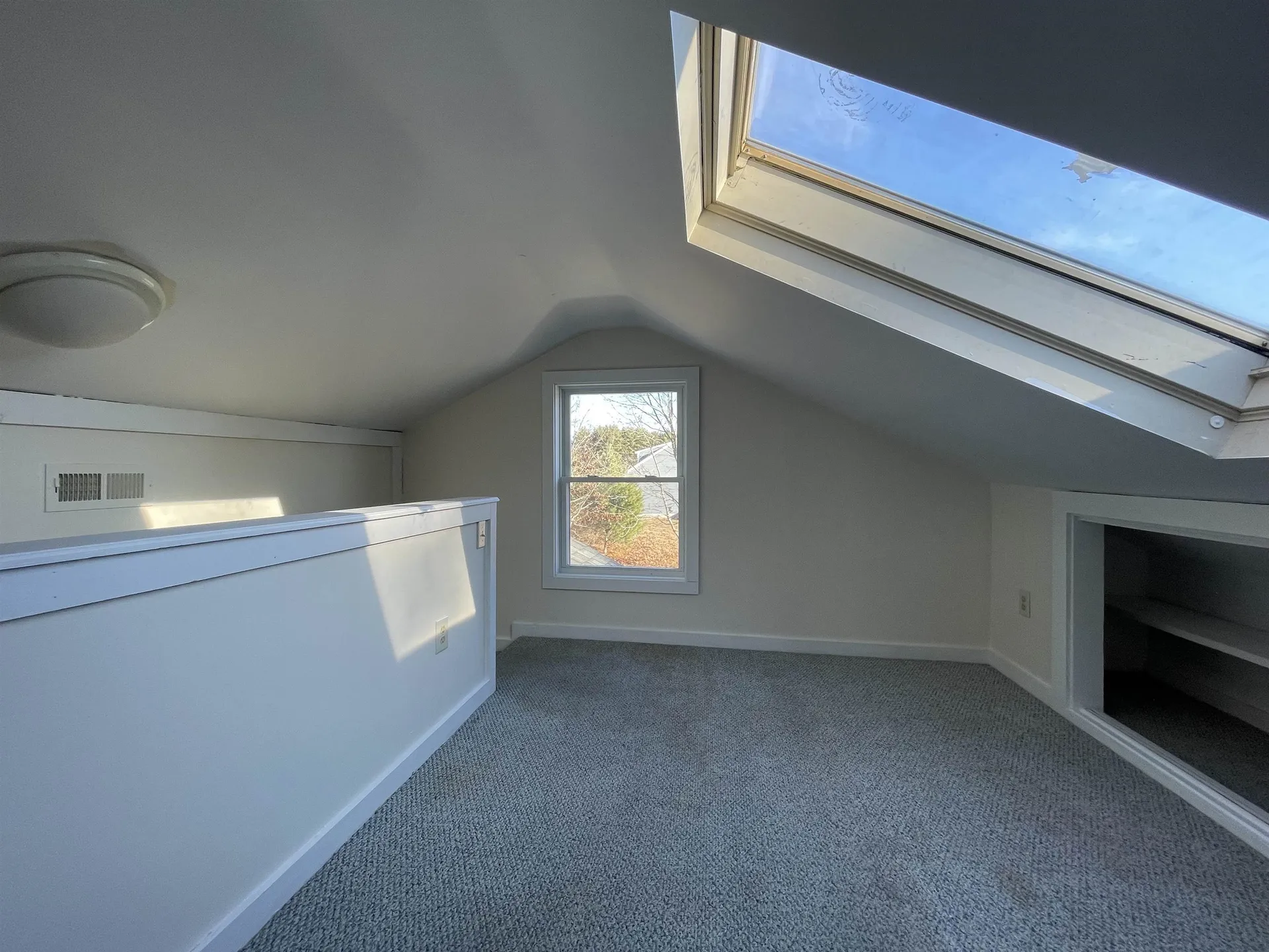 11 North Road Kingston NH 03848