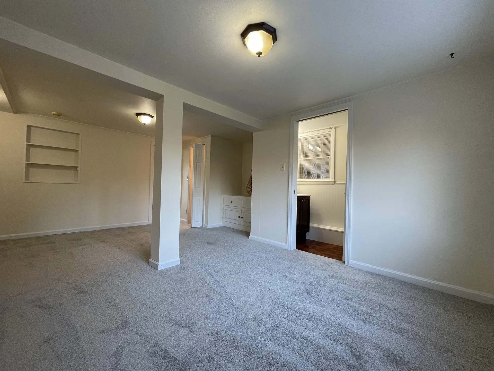 11 North Road Kingston NH 03848