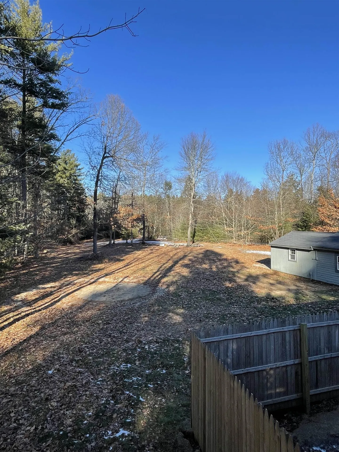 11 North Road Kingston NH 03848