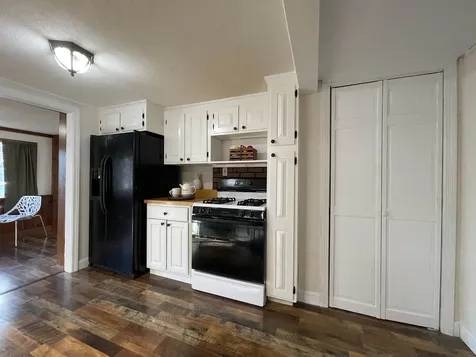 11 North Road Kingston NH 03848