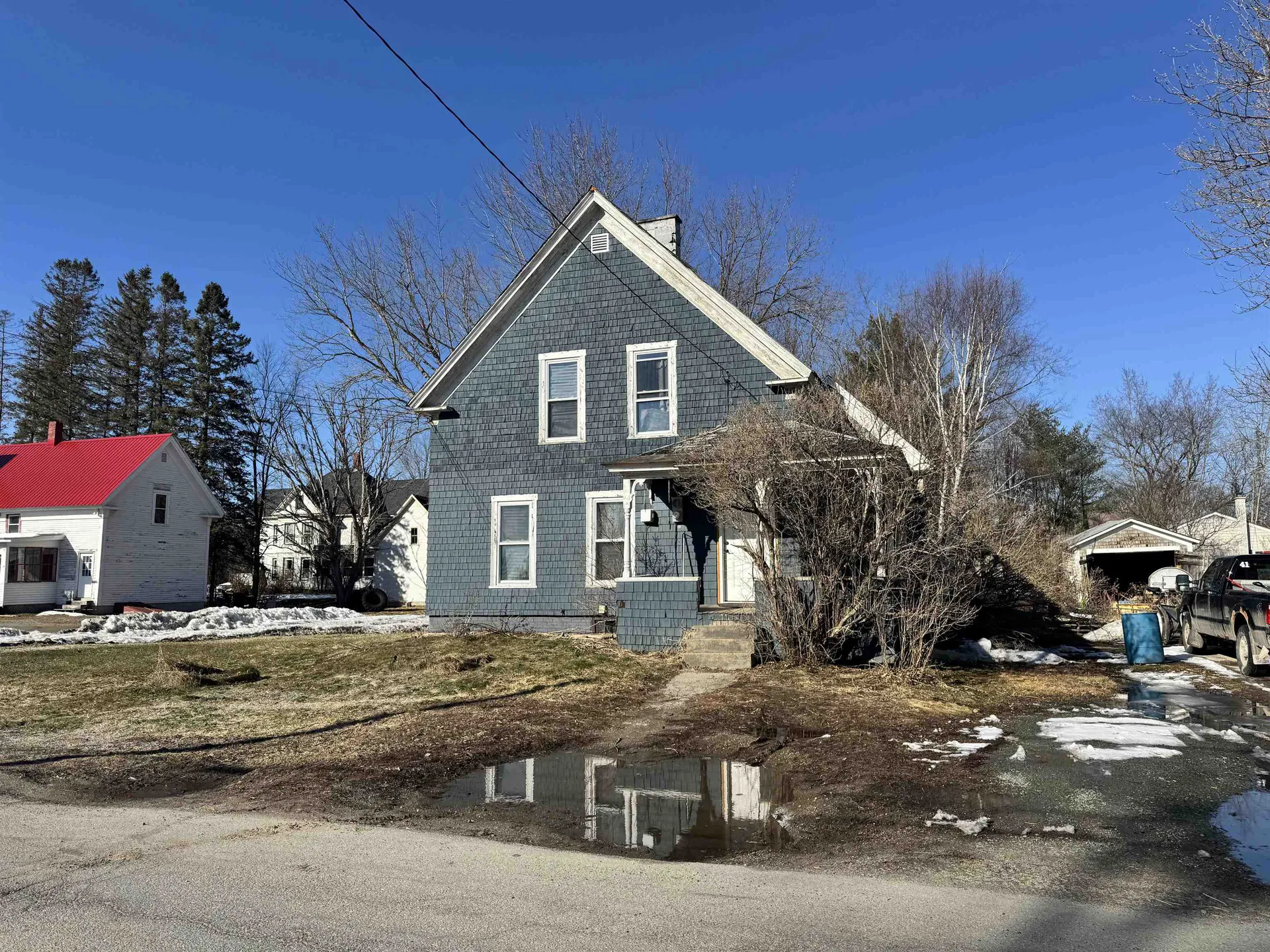 8 Kilkenny Street Lancaster NH 03584