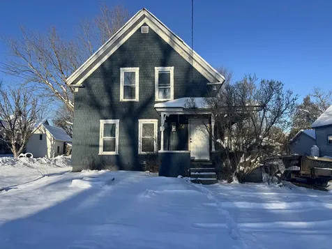 8 Kilkenny Street Lancaster NH 03584