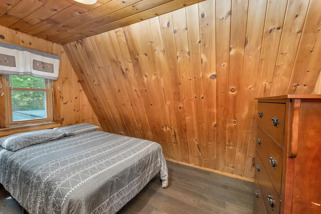 4 Rustic Shores Road Alton NH 03809