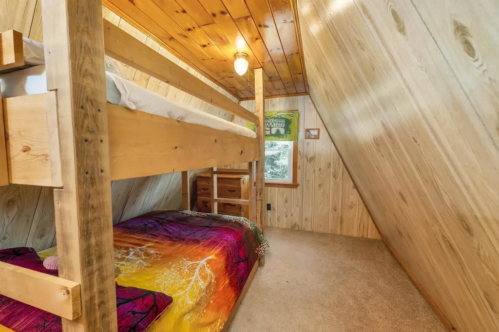 4 Rustic Shores Road Alton NH 03809