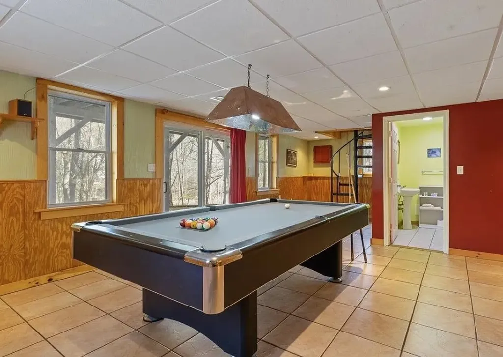 4 Rustic Shores Road Alton NH 03809