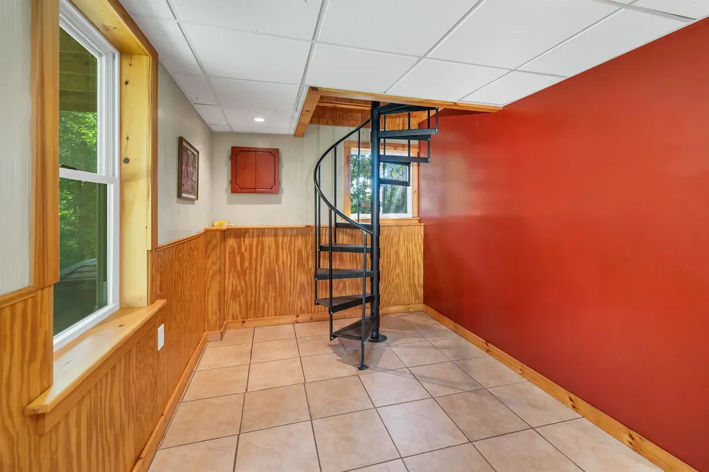 4 Rustic Shores Road Alton NH 03809