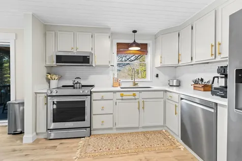 1031 Cherry Valley Road Gilford NH 03249