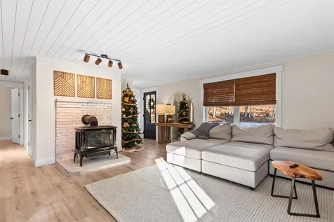 1031 Cherry Valley Road Gilford NH 03249