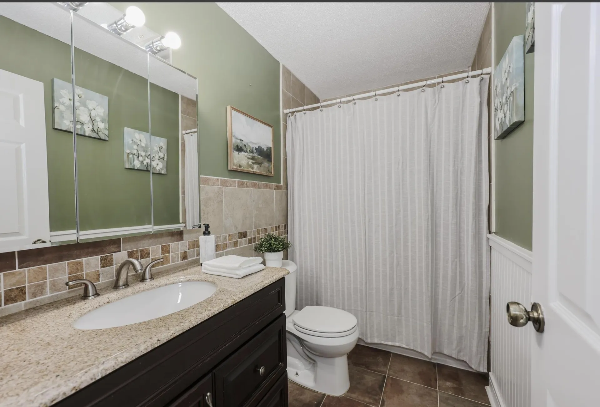 19 Country Club Drive Manchester NH 03102