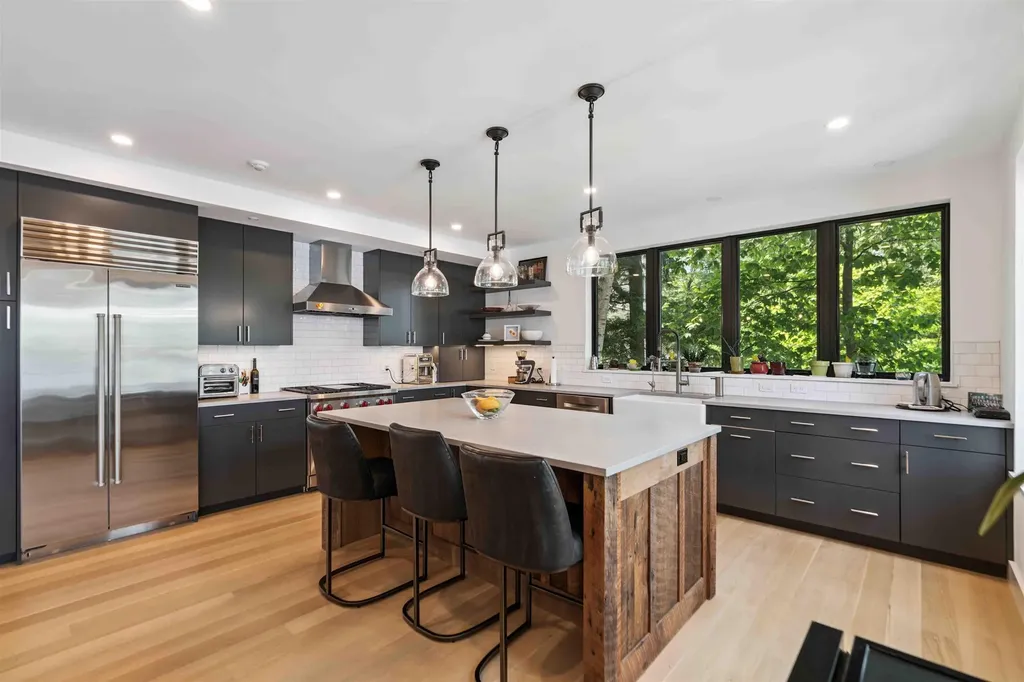 25 Birch Point Lane Sunapee NH 03782