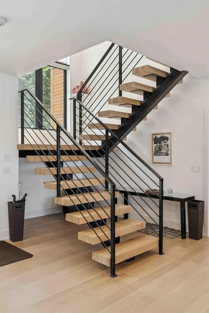 25 Birch Point Lane Sunapee NH 03782