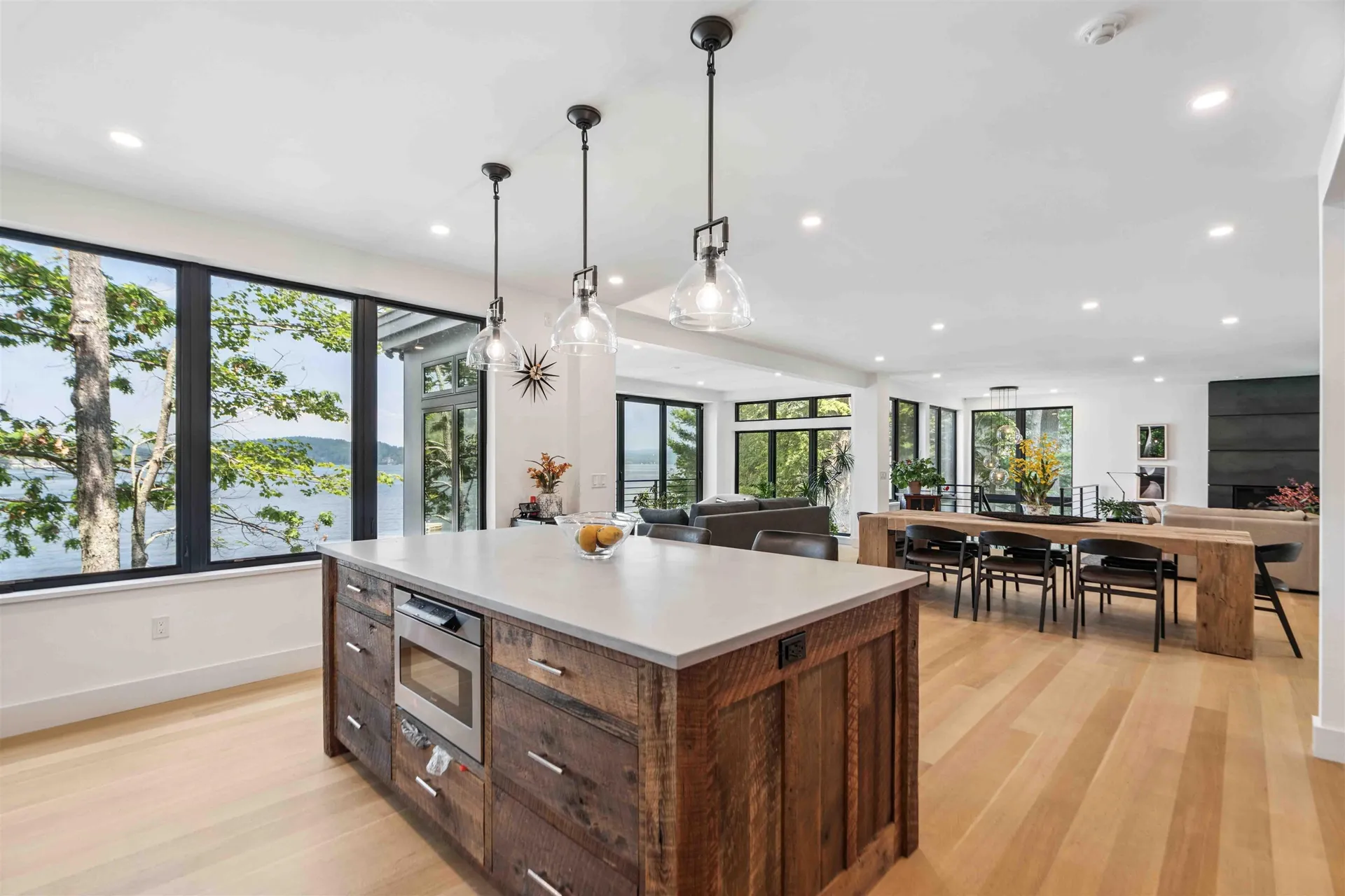 25 Birch Point Lane Sunapee NH 03782