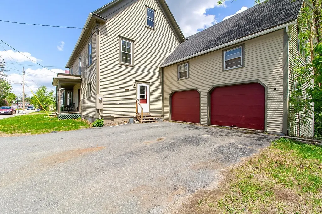 95 Autumn Street Newport City VT 05855