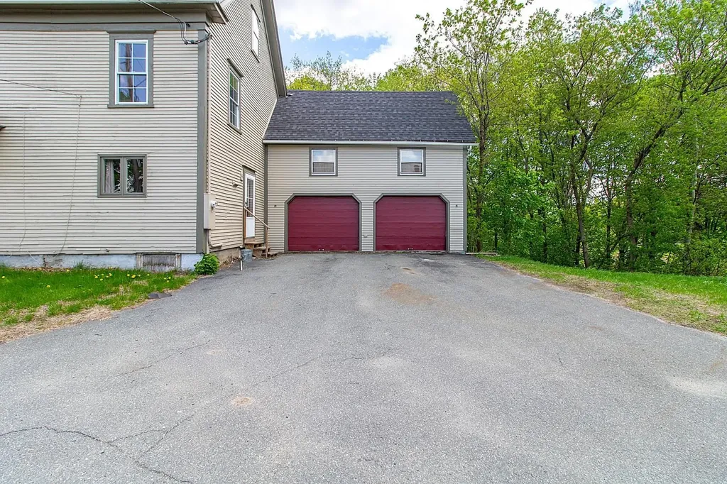 95 Autumn Street Newport City VT 05855